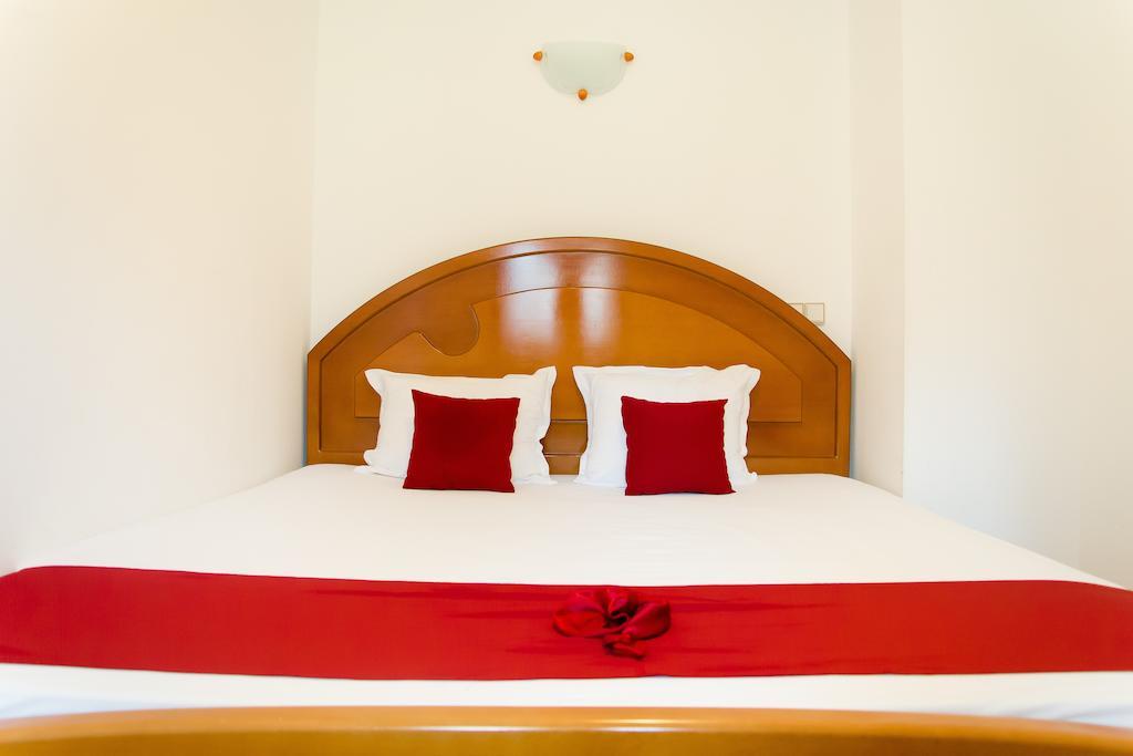 Family Hotel Elegance Arbanasi Room photo